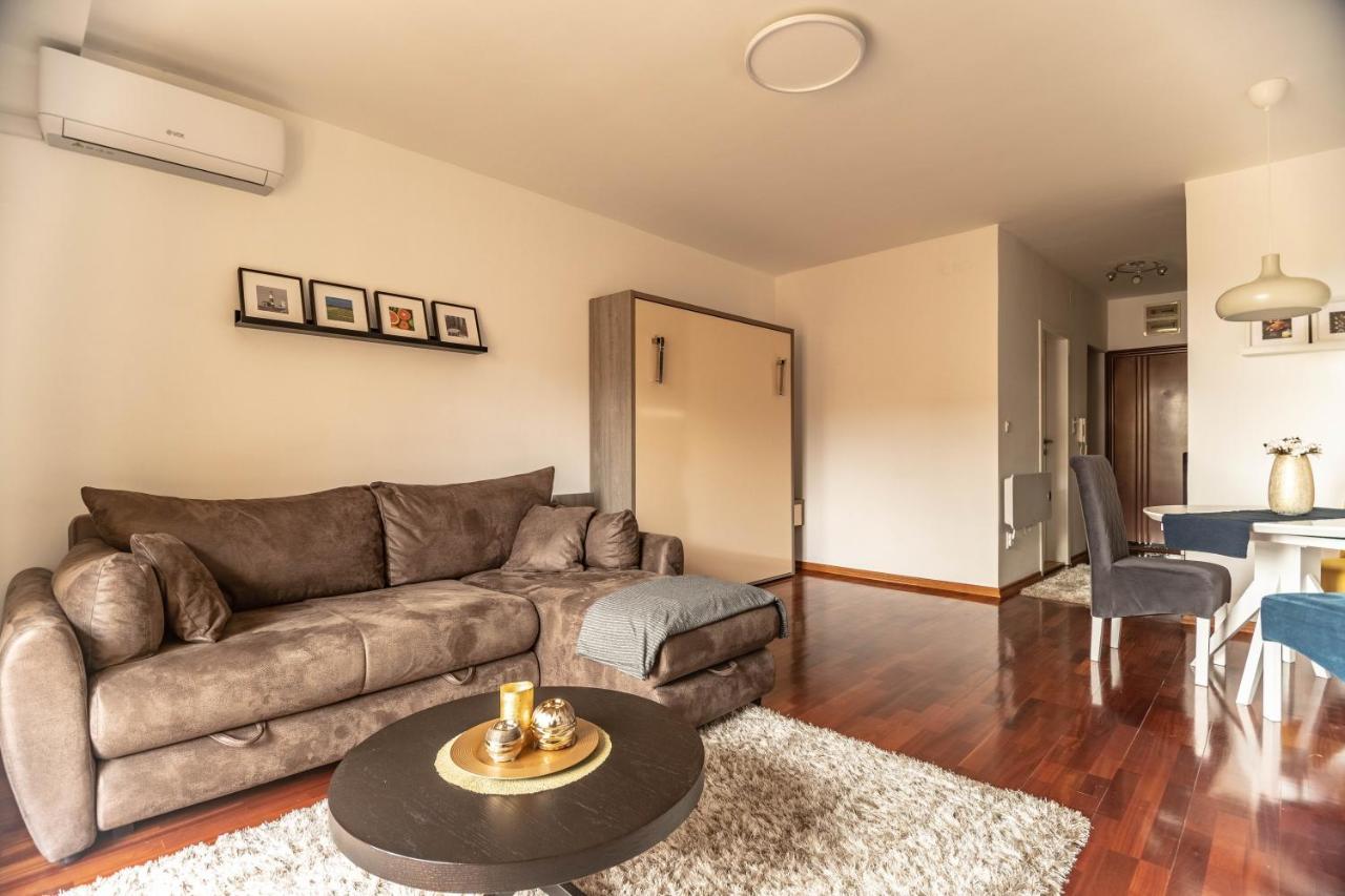 Apartman Modena Lux Vrnjačka Banja Exterior foto