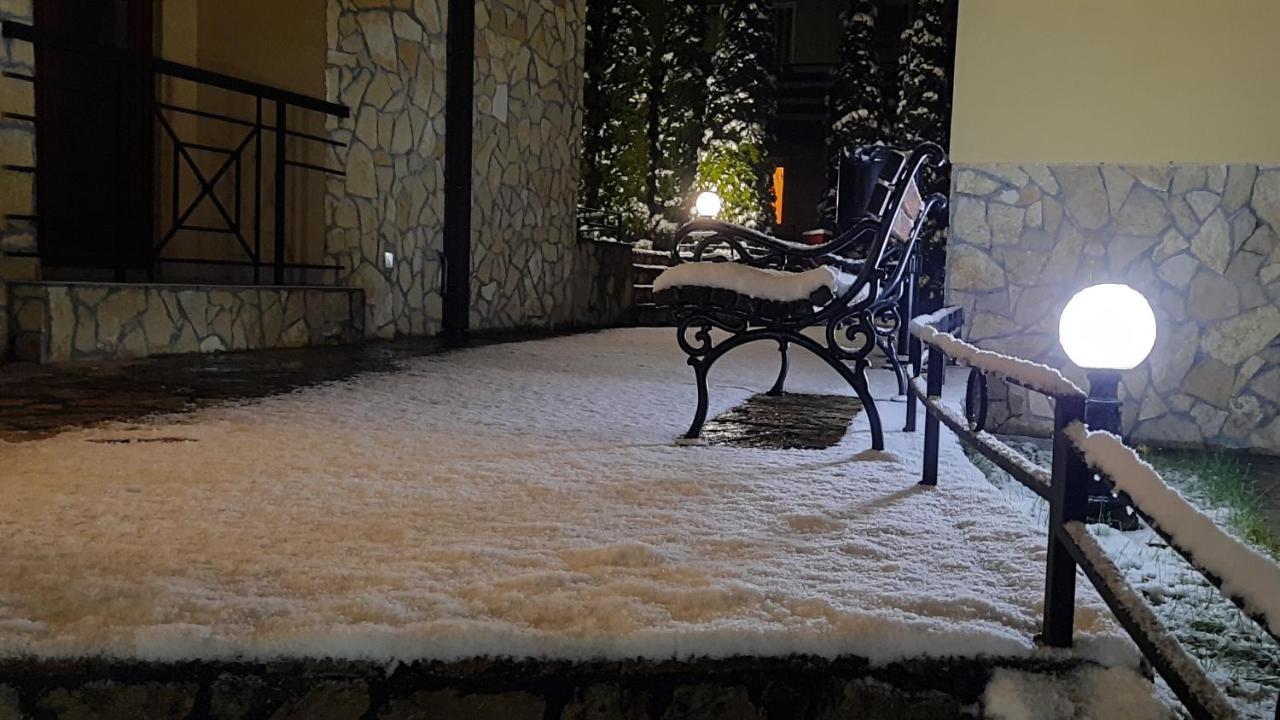 Apartman Modena Lux Vrnjačka Banja Exterior foto